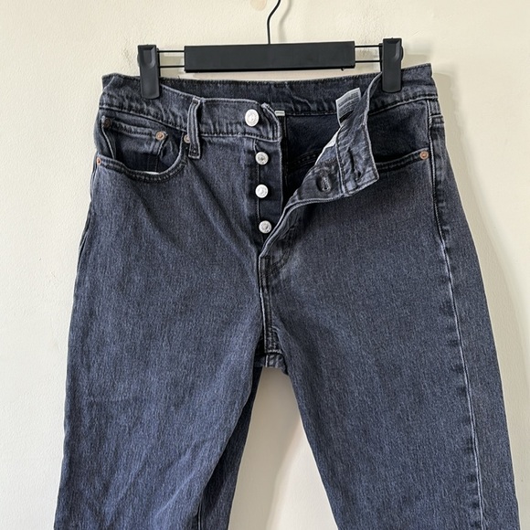 Levi’s 501 Crop Jeans Get Off My Cloud Black Denim Jeans Size 29 - Picture 6 of 12